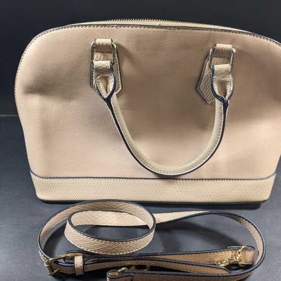 Aldo Cream Purse with removeable Crossbody Strap - Picture 2 of 4